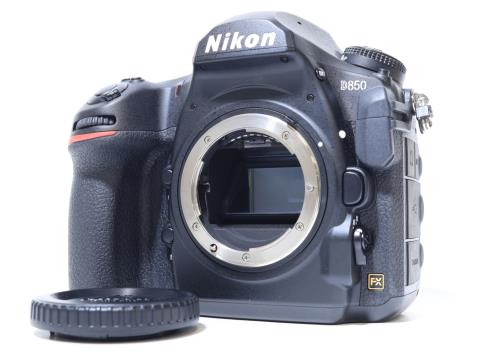 [USED]u057810　D850 ボディ