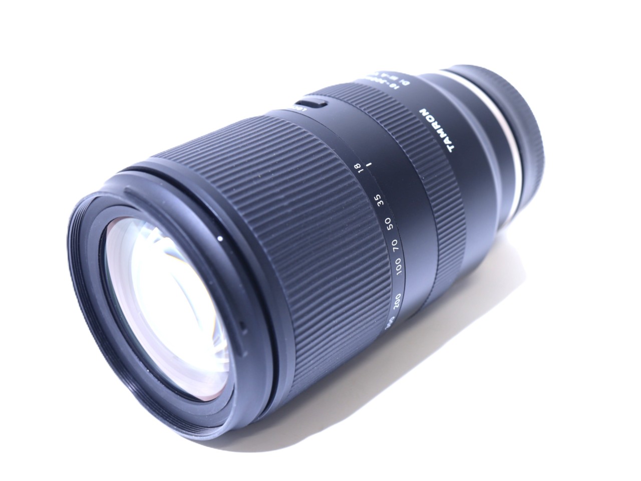 [USED]u059751&nbsp;18-300mm&nbsp;F/3.5-6.3&nbsp;Di&nbsp;III-A&nbsp;VC&nbsp;VXD