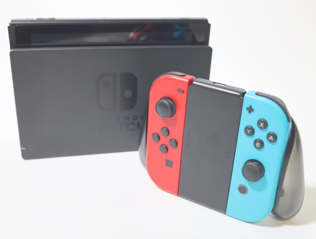 [USED]u060620&nbsp;Nintendo&nbsp;Switch&nbsp;[ネオンブルー/ネオンレッド]&nbsp;HAC-S-KABAA