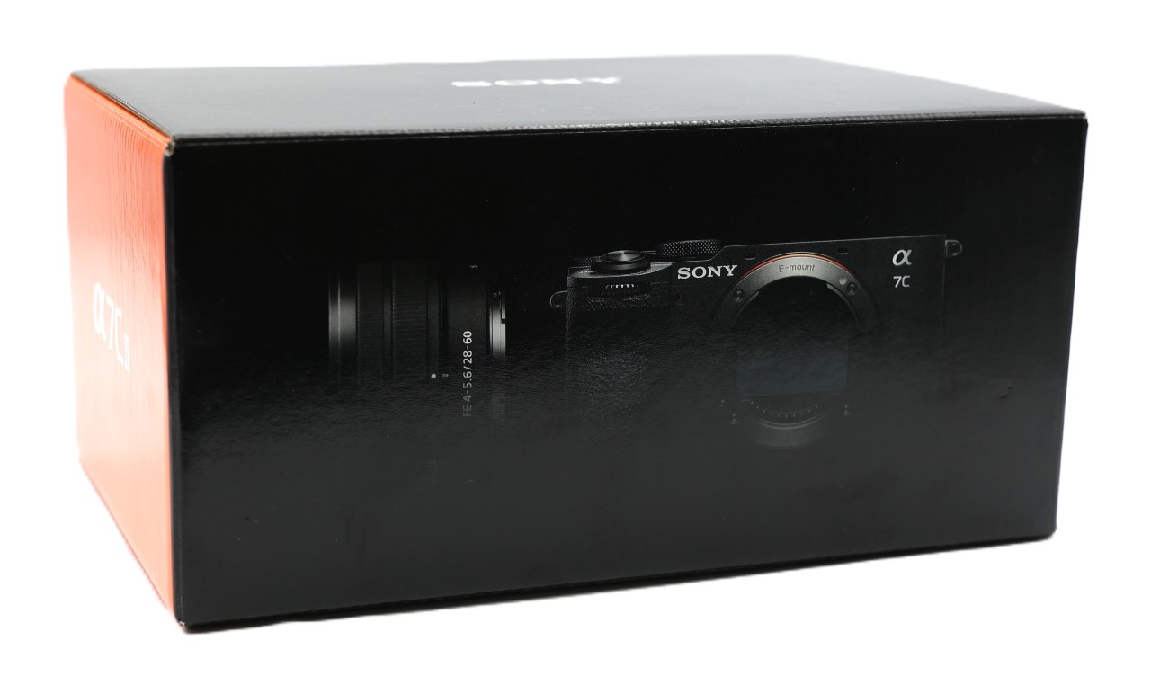 [USED]u060931&nbsp;α7C&nbsp;II&nbsp;ILCE-7CM2L&nbsp;ズームレンズキット&nbsp;[ブラック]