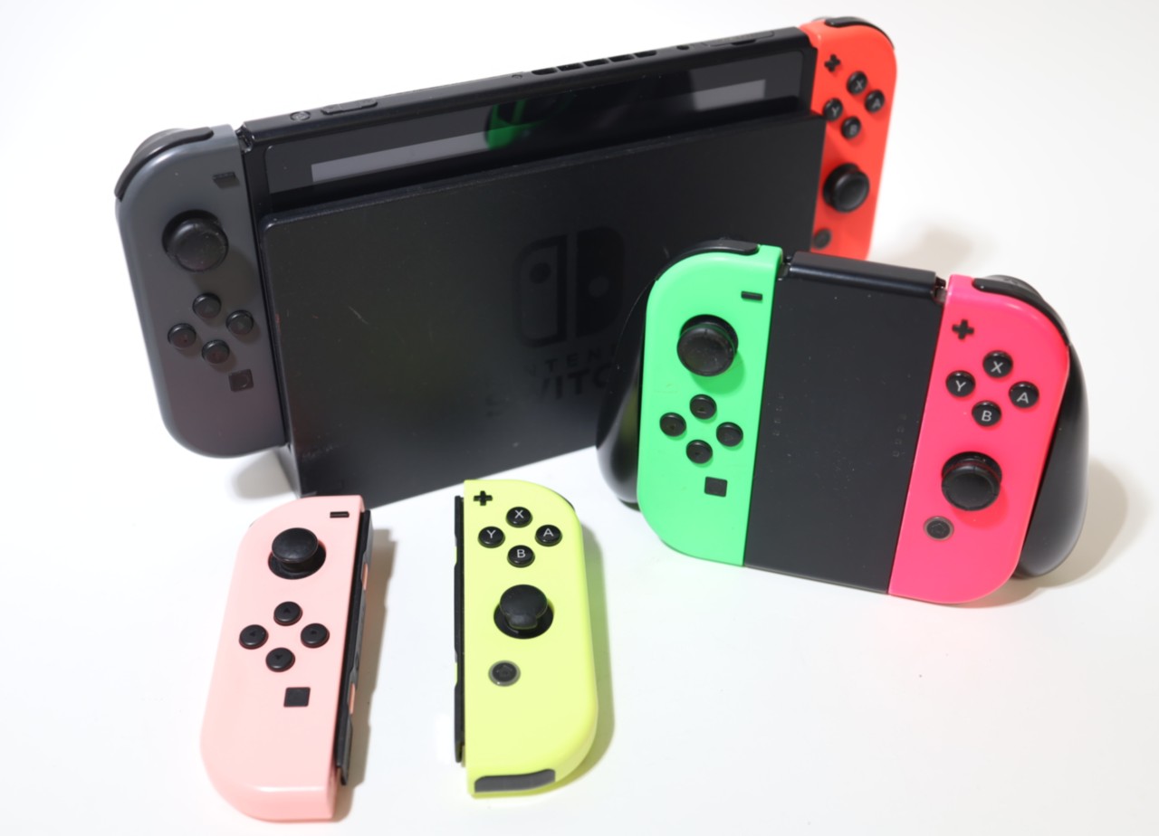 [USED]u061009&nbsp;Nintendo&nbsp;Switch&nbsp;グレー