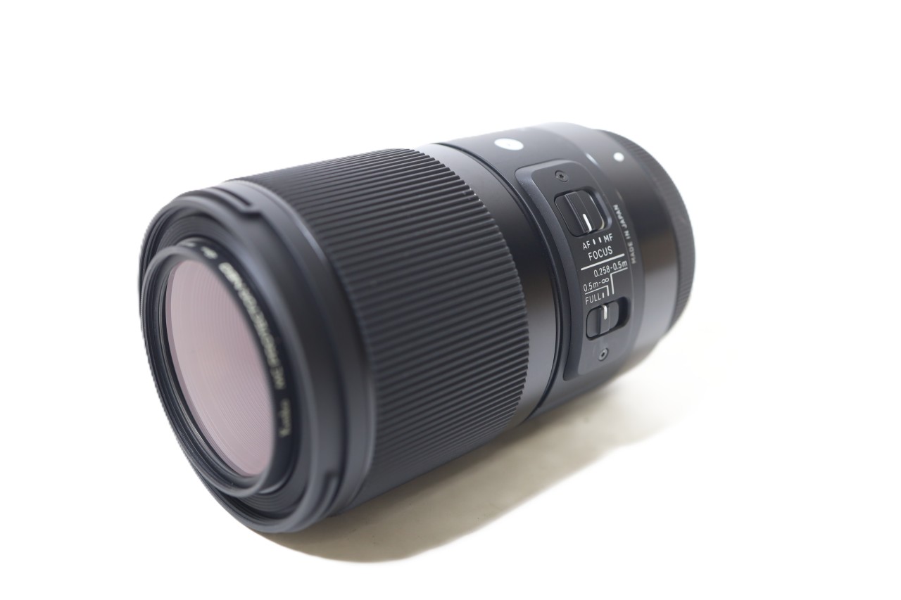 [USED]u061151&nbsp;70mm&nbsp;F2.8&nbsp;DG&nbsp;MACRO&nbsp;[キヤノン用]