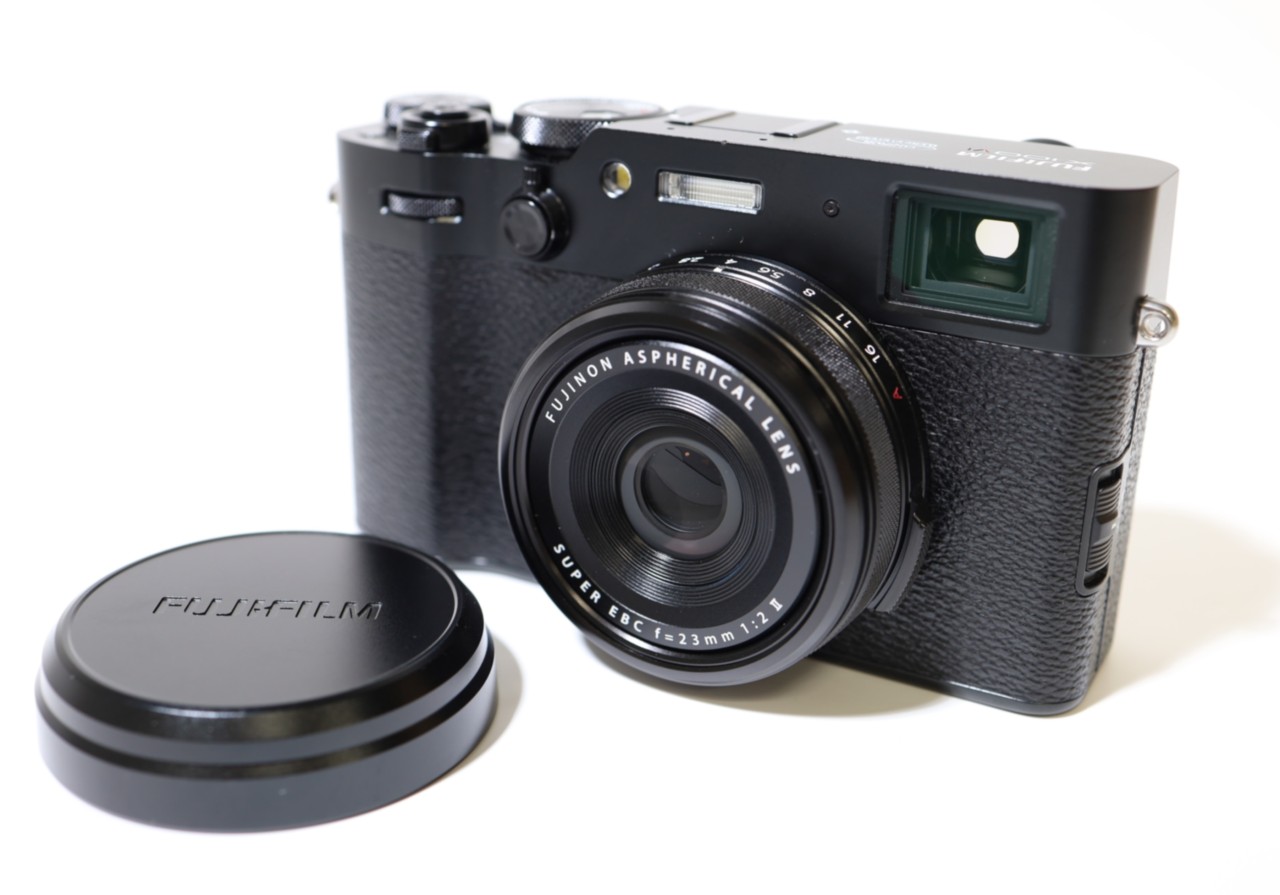 [USED]u062113&nbsp;FUJIFILM&nbsp;X100VI&nbsp;日英2言語設定モデル&nbsp;[ブラック]