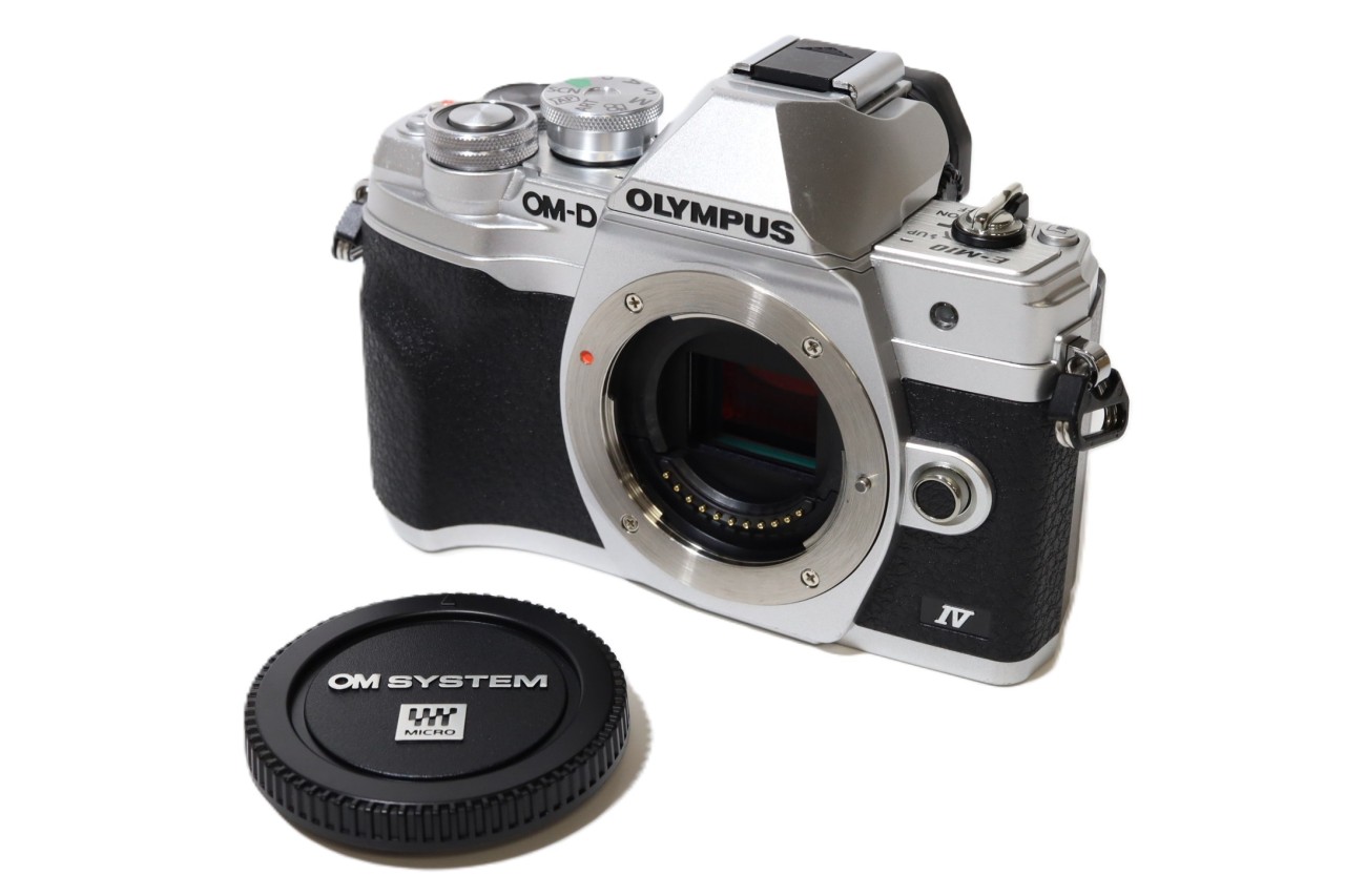 [USED]u062356&nbsp;OM-D&nbsp;E-M10&nbsp;Mark&nbsp;IV&nbsp;ボディ&nbsp;[シルバー]